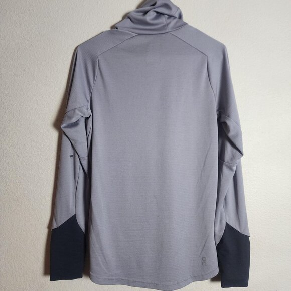 On Running Weather Shirt Womens Medium Gray Black Cowl Neck Zip Pocket Pullover - Picture 8 of 11